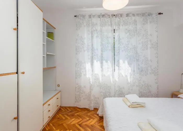 Appartamento 1 Bedroom Cozy In Omišalj